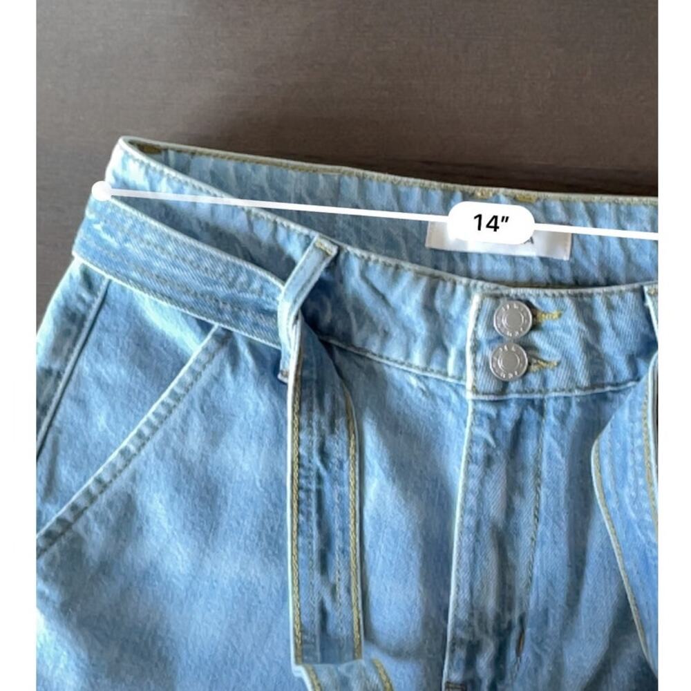 3 FOR $45 SALE | Jemina Wide Leg Cargo Jeans Light Wash Size 6 - Picture 9 of 9